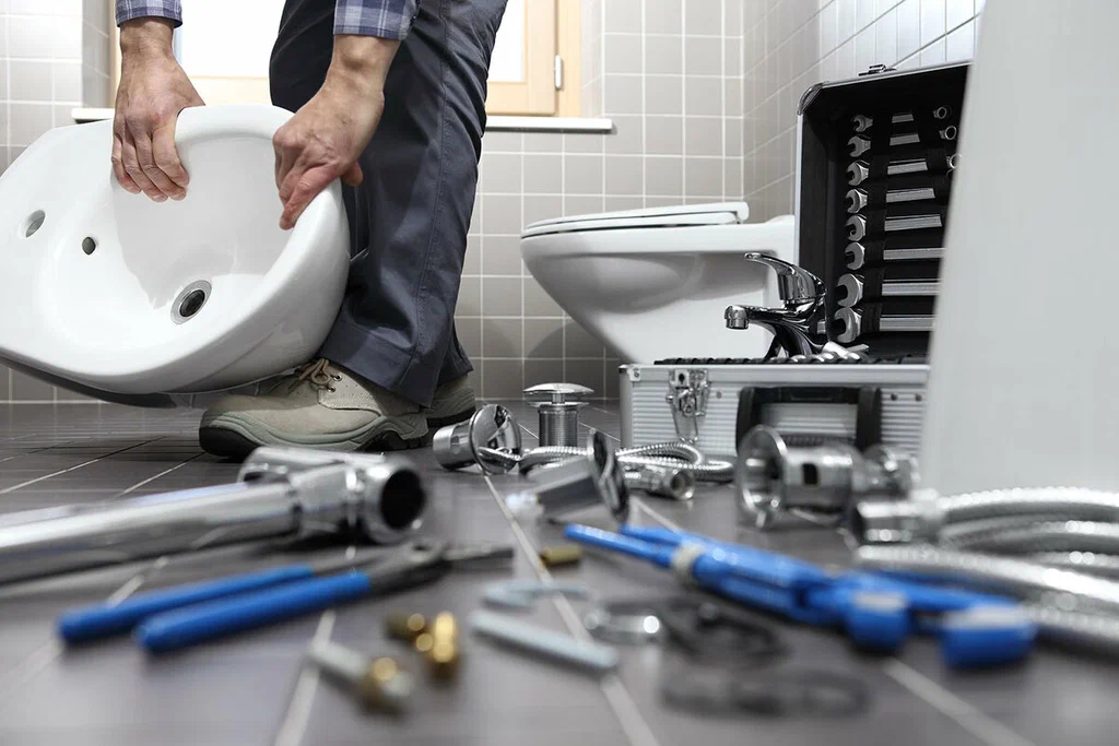 Plumbing tools prepared for a bathroom repair in Seminole